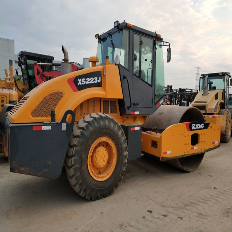 转让9成新二手徐工22吨振动压路机全国包邮