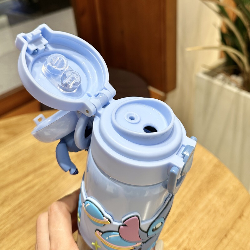 見栄えの良いダブルドリンク子供用魔法瓶カップ、ポータブル女の子用ストローカップ、学生漫画ステッチドリンクカップ|undefined