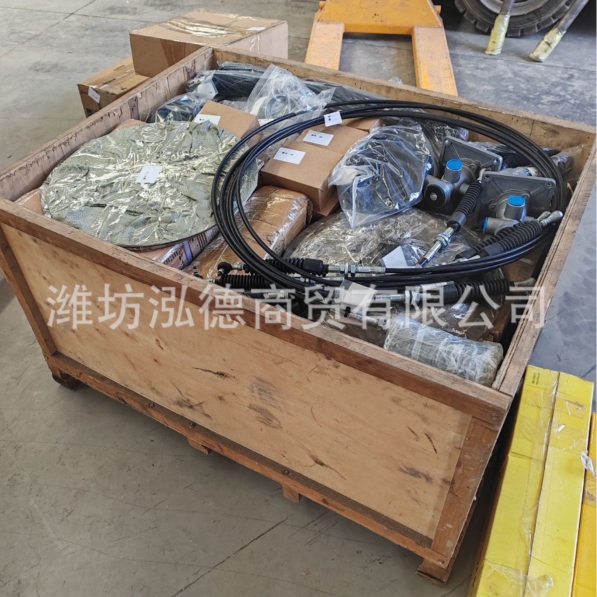 雷沃铲车配件、一站式购买、福田雷沃工程机械配件销售处、装载机