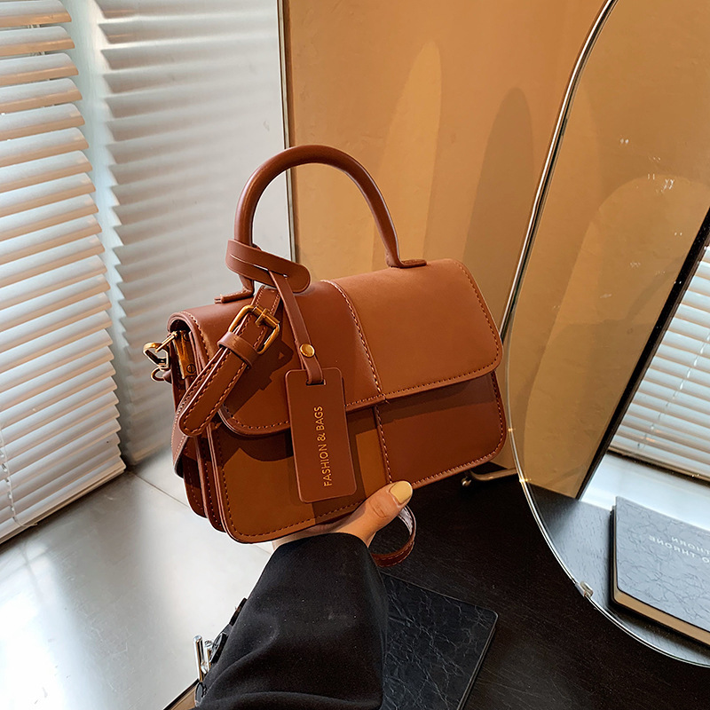 Autumn and Winter Niche Design Handbags for Women 2025 New Trendy Versatile Commuter Small Square Bags High-Value Bags Autumn and Winter Niche Design Handbags for Women 2025 New Trendy Versatile Commuter Small Square Bags High-Value Bags