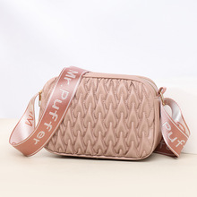 �ǹ�ɫ����Ů���߼��л��y�����¾W�tֱ���羳Ů���������QС����