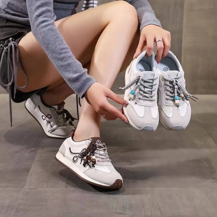 Thick-Soled Lace-Up Women's Sneakers 2025 Autumn New Color-Blocking Sports Shoes Women's Casual German Training Shoes Wholesale