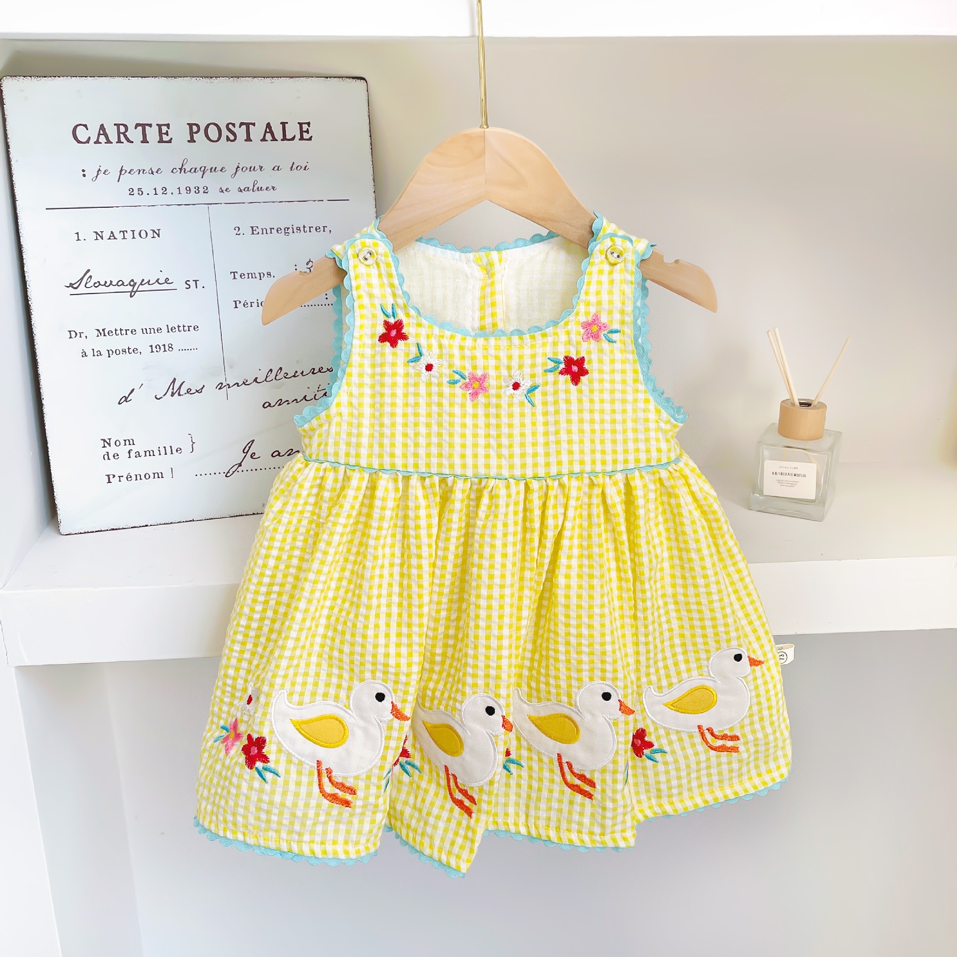 Ropa para niños de verano, falda de chaleco de patito, ropa para niños, vestido bordado de moda de niña de verano, falda de niña