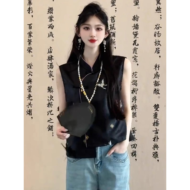 New Chinese-Style Elegant Butterfly Embroidery Shirt for Women, 2025 Summer New Fashion Versatile Top