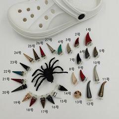New Halloween-themed dark-style holey shoes accessory punk rivet black and red series garden shoe buckle ornament