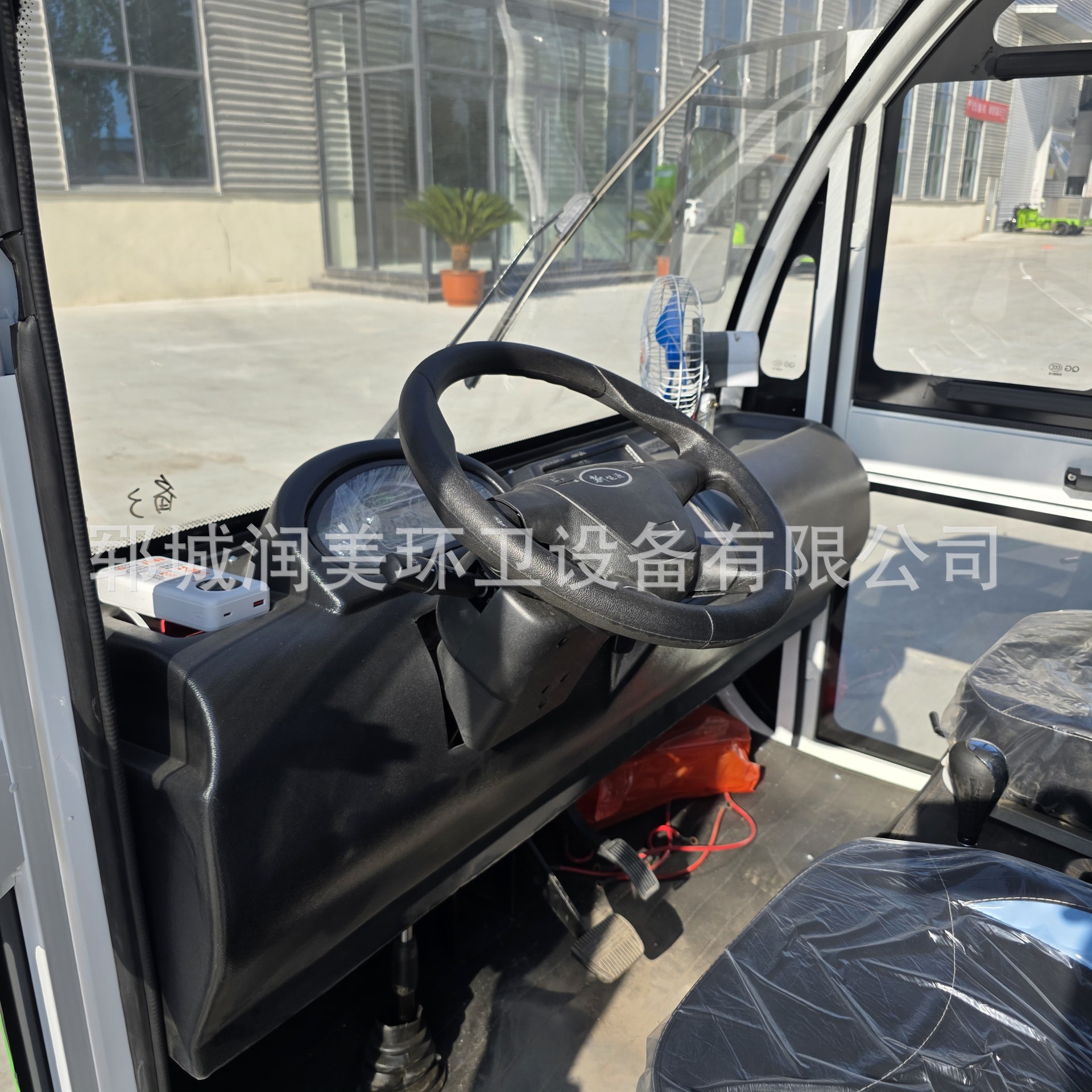 Electric Four-Wheel Garbage Truck Manufacturer, 3-Cubic-Meter and 5-Cubic-Meter Electric Hook-Lift Garbage Truck, Direct Supply of New Energy Garbage Collection Vehicles