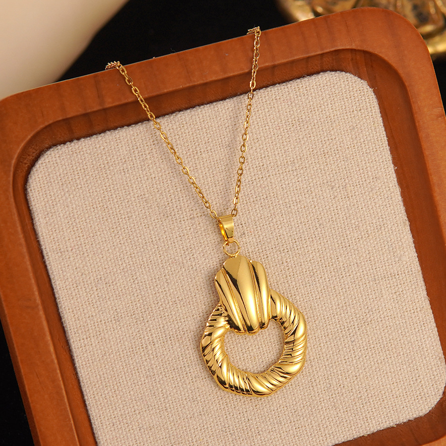 중공 원형 목걸이