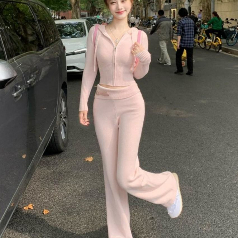 Casual Sports Suit for Women 2025 Autumn and Winter New Style Petite Fashion Pink Sweater Wide Leg Pants Two-Piece Set Western Style