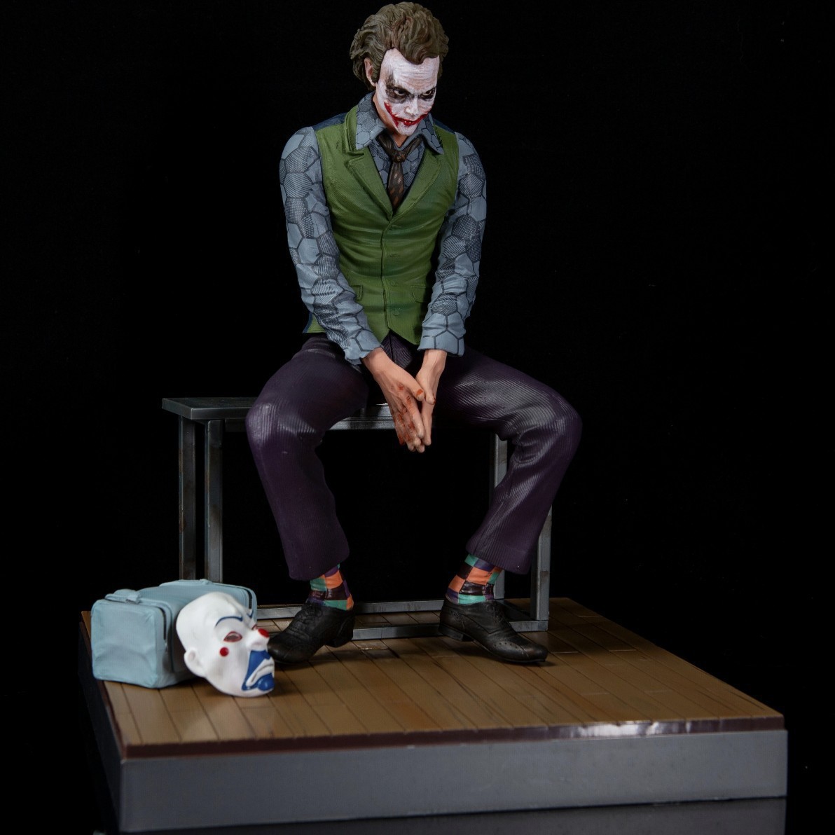 哥谭小丑DC希斯莱杰手办黑骑士小丑自杀小队joker模型摆件雕像