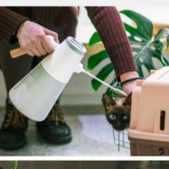 Japanese-style electric watering kettle household gardening wooden handle watering flowers watering high-pressure watering kettle watering kettle electric sprayer