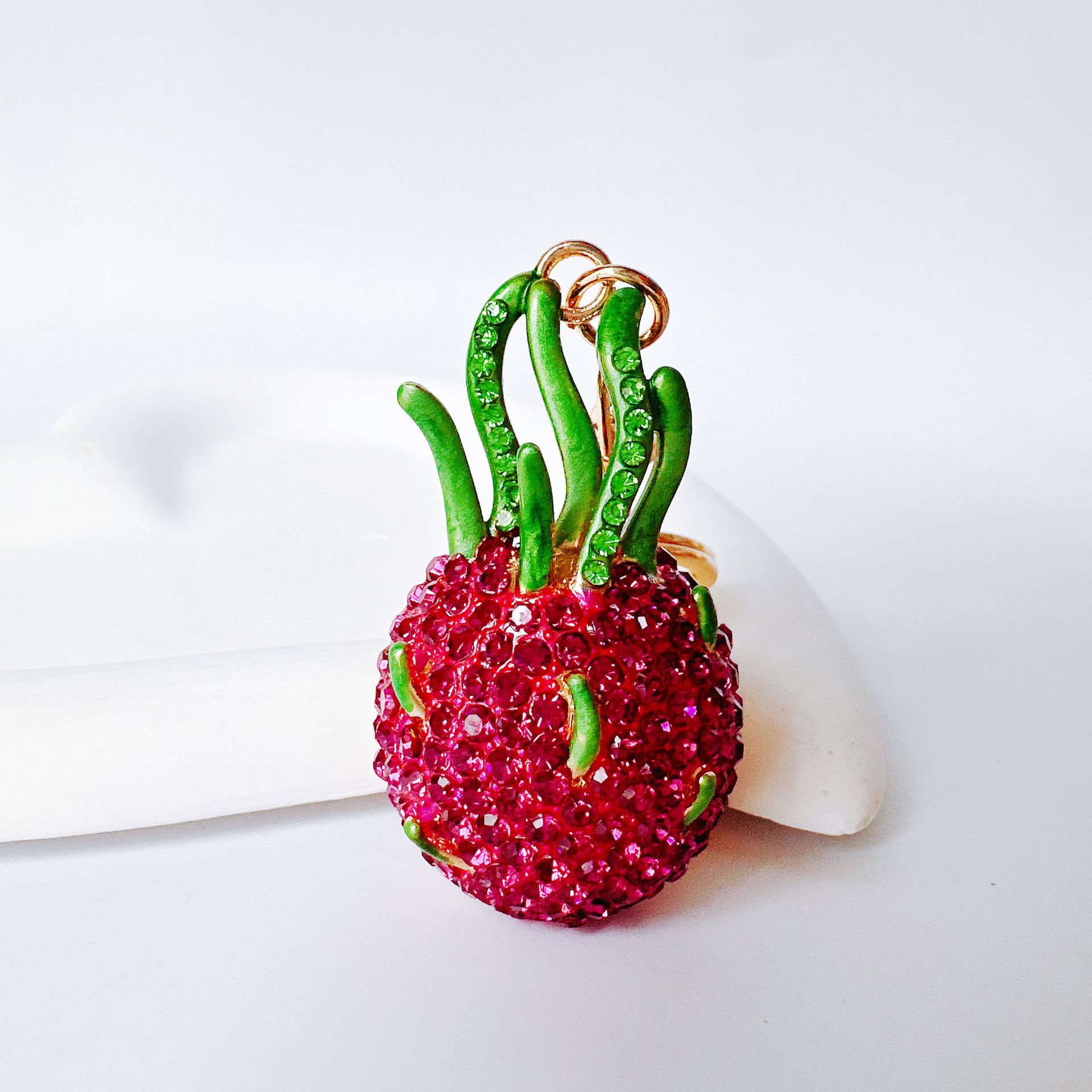 Strawberry Pattern Women's Gender Cute Strawberry Alloy Women's Keychain