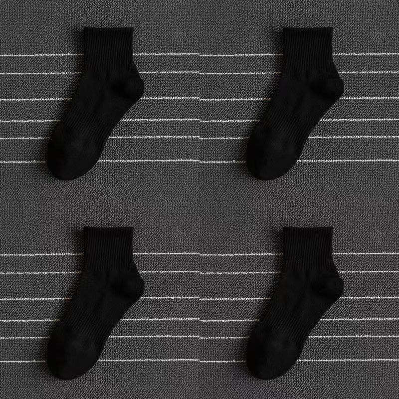 黒と白のファッションの靴下の女子学生のストッキングの綿の靴下は春と秋の季節の女子学生の靴下の諸及び靴下業の女性の靴下の秋を卸売りします。|undefined