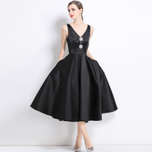 1709宫廷风收腰大摆镶钻气质领收腰显瘦连衣裙