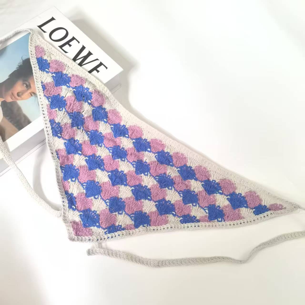 Francia cereza toallas triangulares mujeres primavera y otoño viajes padres-hijos gancho de punto flores hueco pañuelo de arte correa de pelo gorro