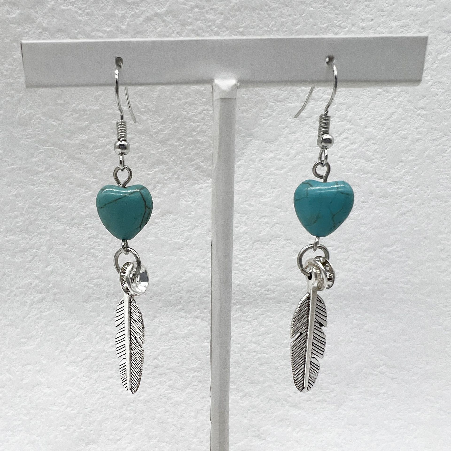 creative earrings heart-shaped