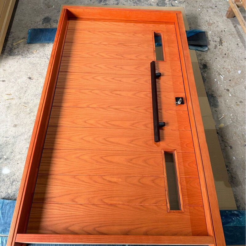American-Style Finely Carved Walnut Revolving Door, Luxurious Front Entry Pivot Door, Direct Supply from the Factory