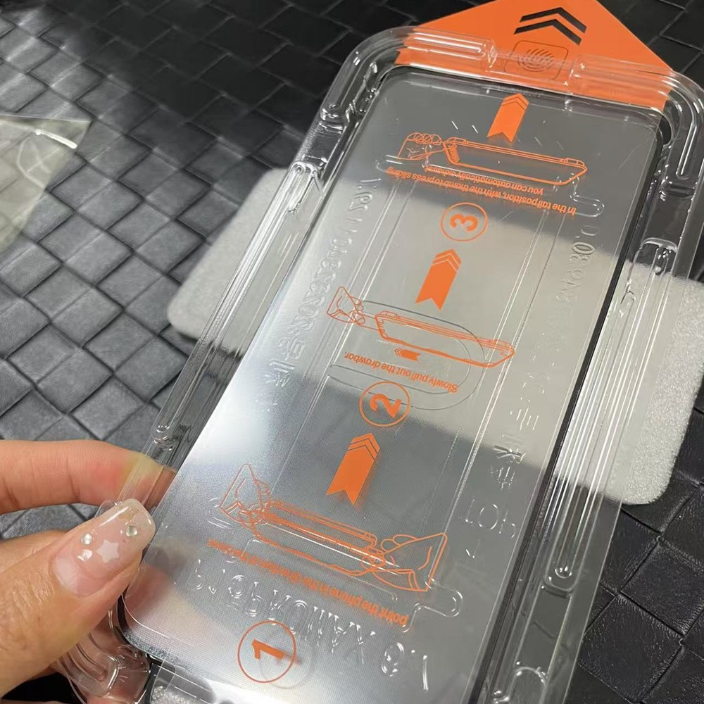 Suitable for Apple Model 15Pro Max One-Second Fitting Dust-Free Warehouse Dust Removal Box Tempered Film