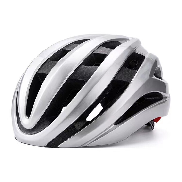 Wholesale Silver Carbon Fiber Sports Helmet Off-Road Motorcycle Bicycle Riding Adult Helmet Helmet Manufacturer
