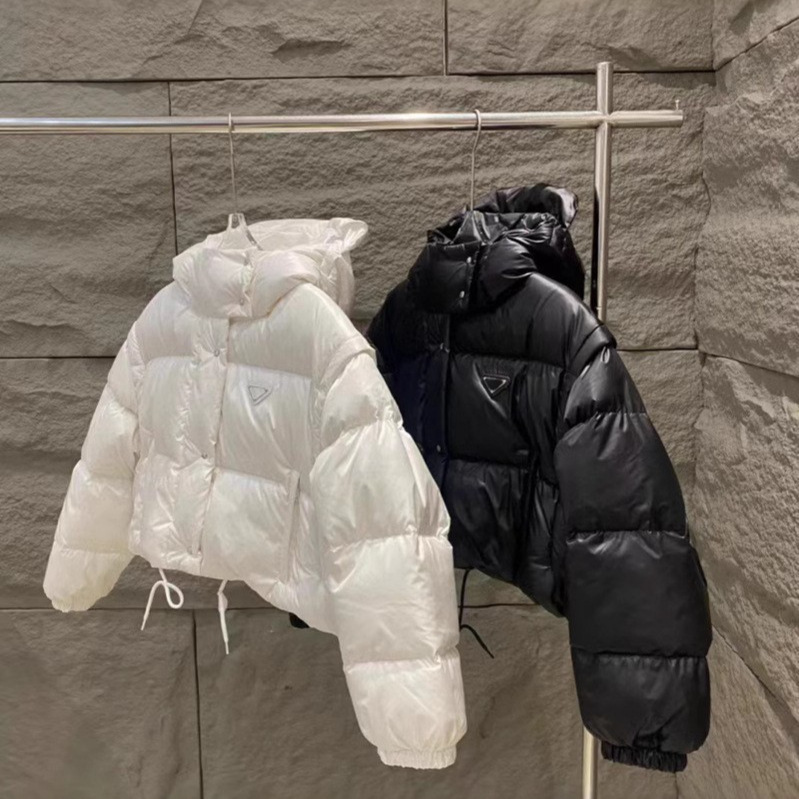 Real Shot of the Ceiling P Brand Women's Short Hooded down Jacket Outdoor Cold-Proof Warm Women's Coat Puffer Jacket Real Shot of the Ceiling P Brand Women's Short Hooded down Jacket Outdoor Cold-Proof Warm Women's Coat Puffer Jacket