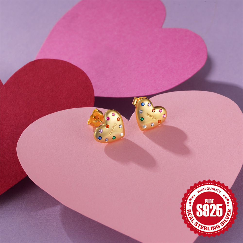 3g Weight 925 Sterling Silver Ear Needle Material 18K Gold Plated Plating Material Ear Studs Classification 1 Pair Quantity Daily, Festival Occasion 925 Sterling Silver Material Mother'S Day Festival Heart Shape Pattern All Seasons Season Unisex Gender Simple Style Style 1 Pair 18K Gold Plated 925 Sterling Silver 925 Sterling Silver Earrings Heart Shape Ear Studs 5