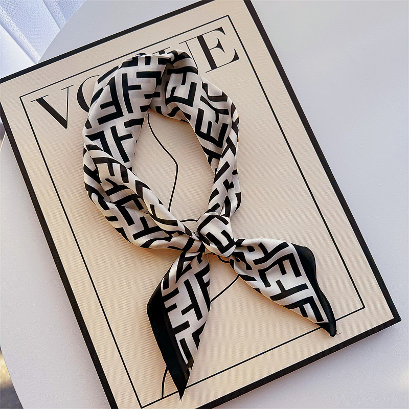 Bufandas de seda para mujeres primavera y otoño bufandas de moda para mujeres bufandas de cuello para maestros y empleados regalos de impresión de lujo ligero