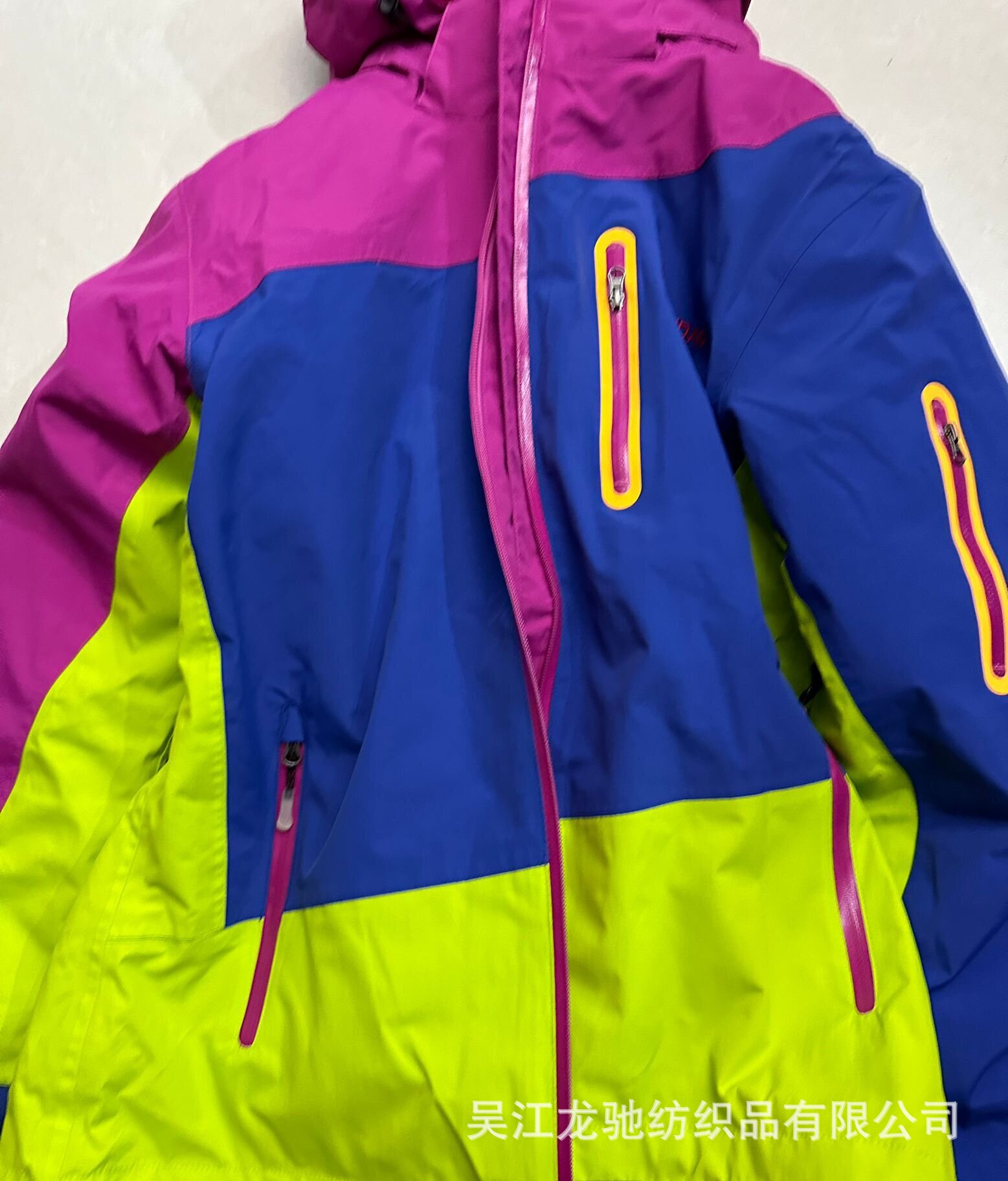 尼龙塔丝隆196T消光塔丝隆防水户外冲锋衣夹克棉服布料