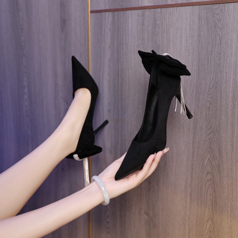 898-376 Winter 2024 Korean Pointed High Heels Celebrity Ladies Wind Square Diamond Single Shoes Women's Joker Black Bow