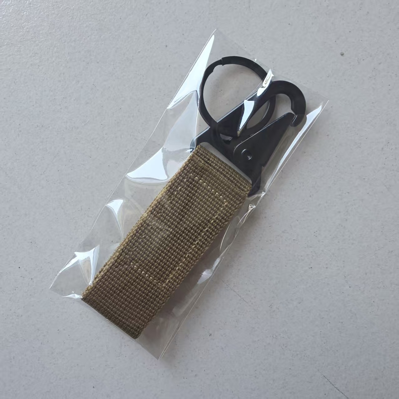 Llavero táctico de montañismo al aire libre accesorios de llavero de cinturón multifuncional llavero de cinturón de nylon ganchos de montañismo llavero de pico de águila