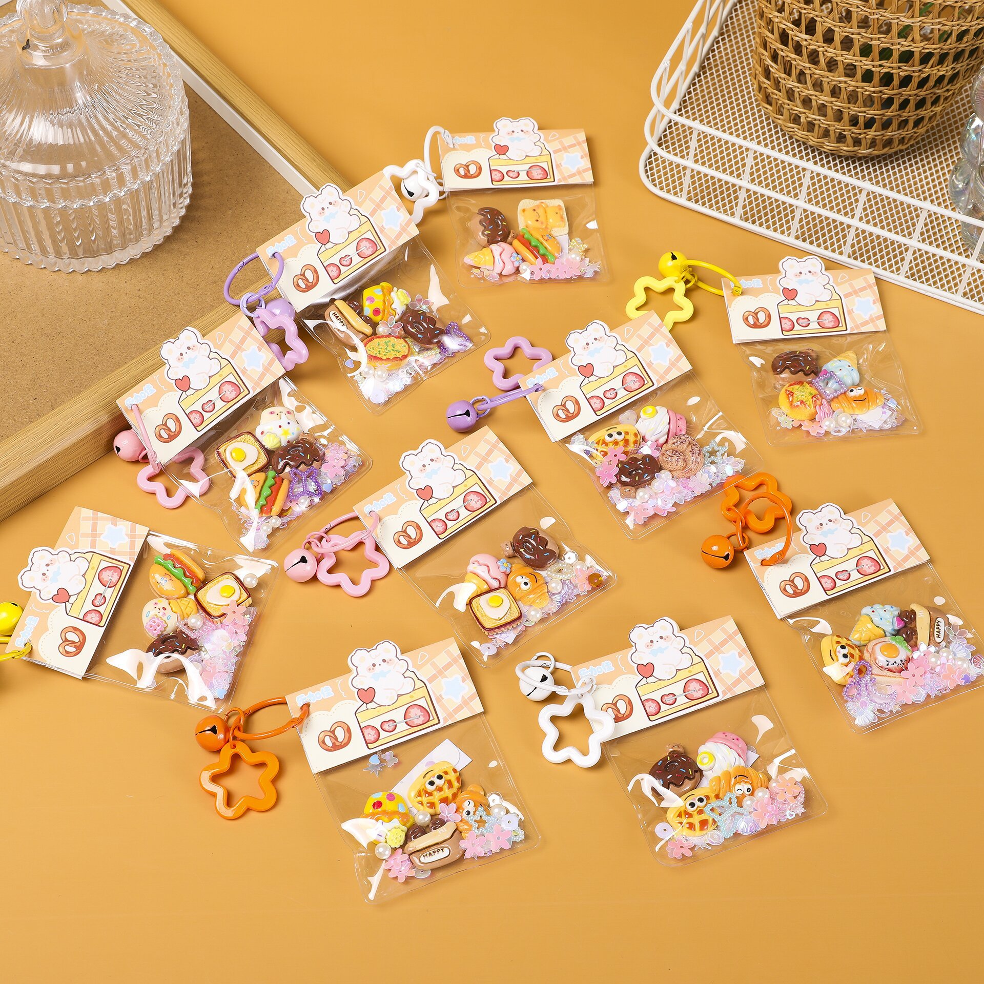 B Food Play Gourmet Colgante de la bolsa para caminar del bebé Colgante de la mochila escolar Colgante de simulación de comida y juego Juguete de resina en miniatura para estudiantes