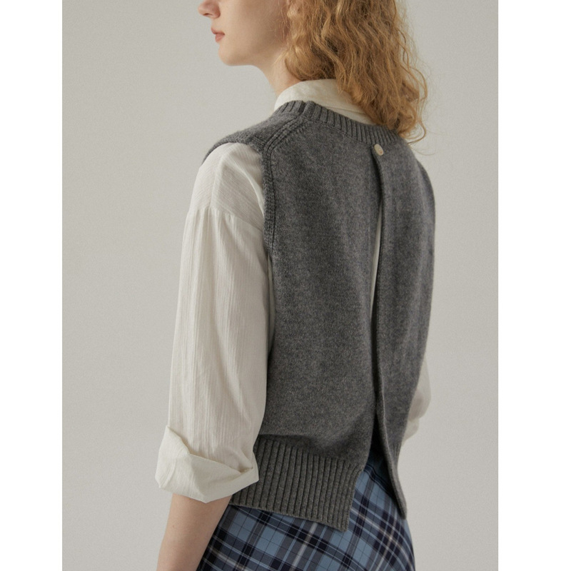 Merino Wool Knitted Vest, Retro British College Style Layered Top, Versatile for Women to Wear Inside and Outside in Autumn and Winter