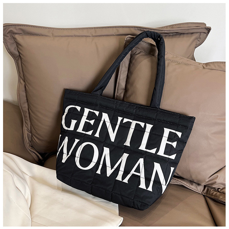 泰国潮牌Gentle Woman托特包棉服包2025冬季新款单肩时尚小众女包