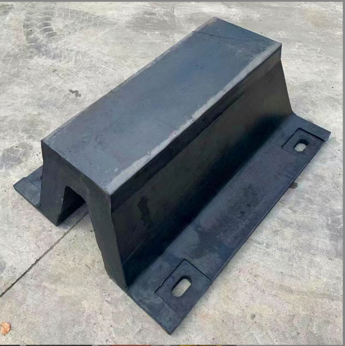 码头船用桥墩防撞橡胶护舷 工厂现货供应SA300型SA500形纯胶护舷