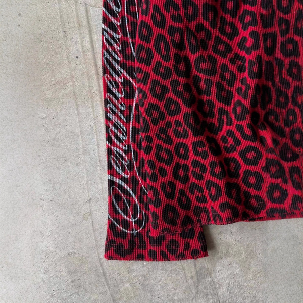 Retro trend brand long-sleeve with a round collar