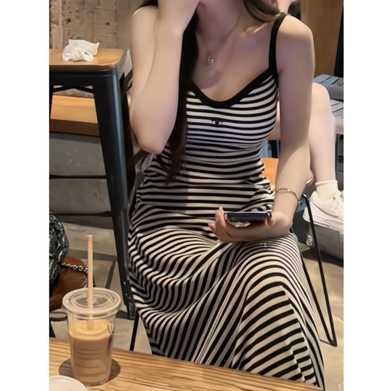 French-Style Hip-Hugging Long Dress for Women, 2026 Summer Fashion Casual A-Line Striped Slim-Fit Slimming Strap Dress