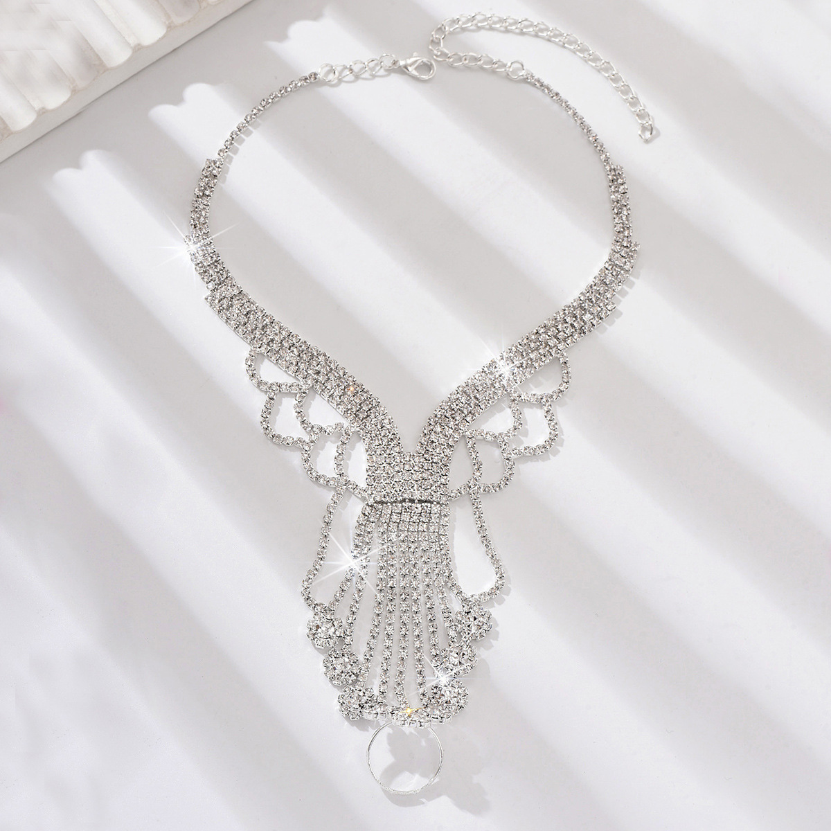 Europa y los Estados Unidos de moda transfronteriza de diamante de tobillas de brillo de lujo cadena de muñeca de novia vestido de novia accesorios joyas cadenas de garras mujeres