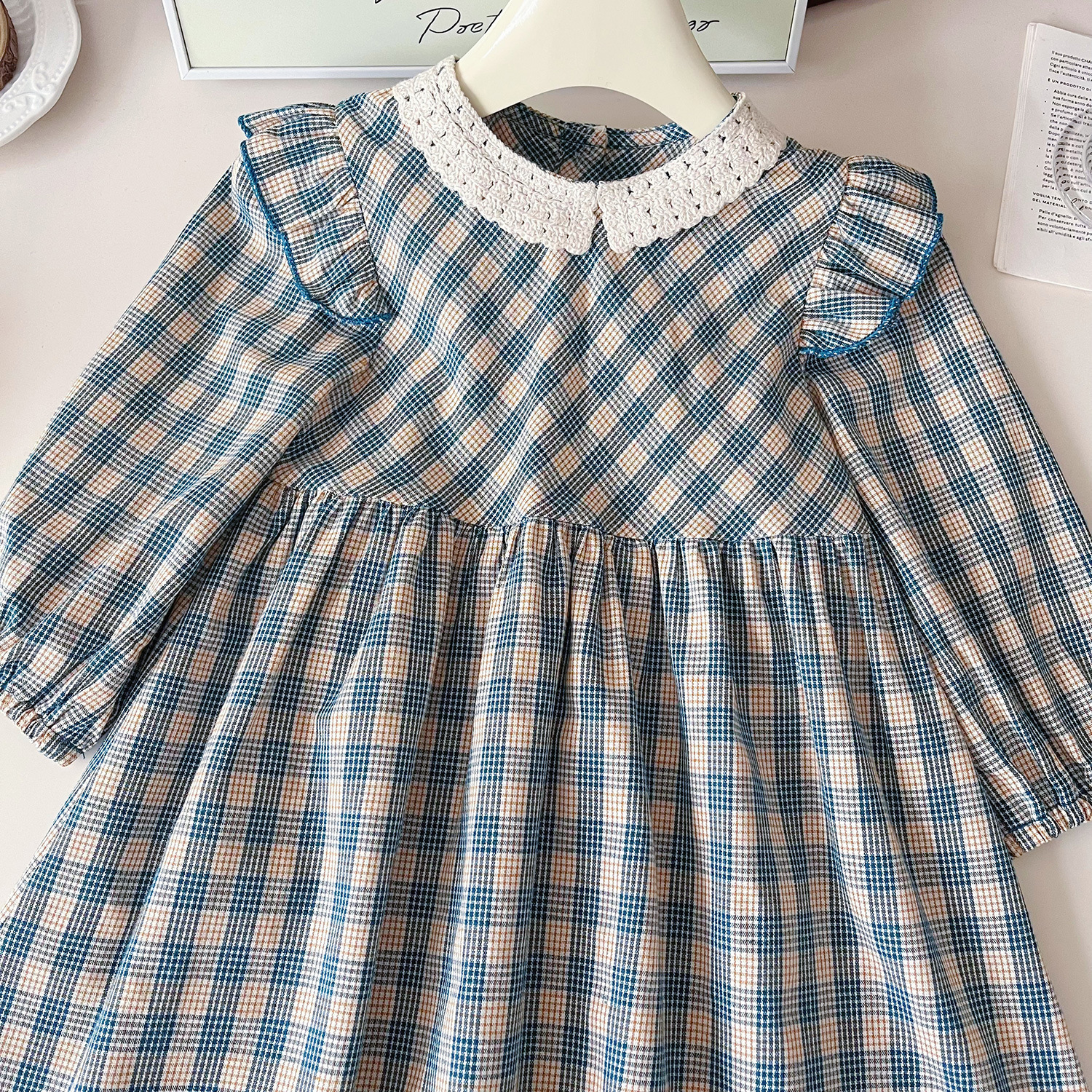 Mädchen Kleid Mit Karomuster Und Spitzenkragen Langarm Herbst_voghion.com
