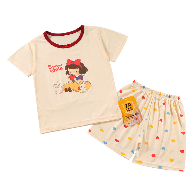 Conjunto de verano de pantalones cortos de manga corta de lyocell para niños y niñas, ropa de dibujos animados con efecto refrescante para niñas.