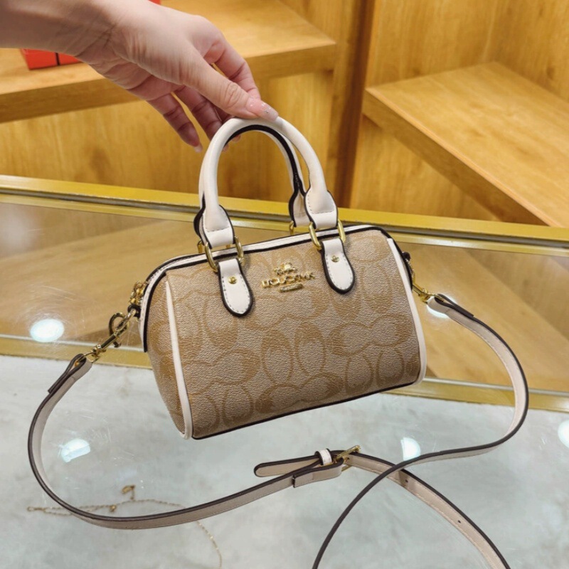 Cross-Border High-End Women's Bags 2026 New Style Elegant Boston Bag Pillow Bag Versatile Fashion Shoulder Crossbody Bag Cross-Border High-End Women's Bags 2026 New Style Elegant Boston Bag Pillow Bag Versatile Fashion Shoulder Crossbody Bag
