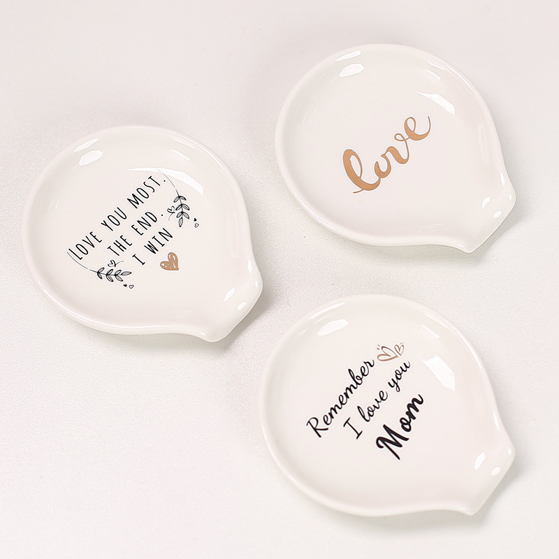 Amazon Ceramic Craft Spoon Holder Jewelry Tray Ceramic Spoon Rest Spoon Holder Christmas White Porcelain