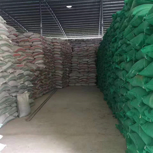 Bulk Nutmeg 500g, Origin Mixed Bulk Nutmeg, Large, Medium, Small, and Other Types, Including White Peppercorns, Seasoning Beans, Dried Nutmeg