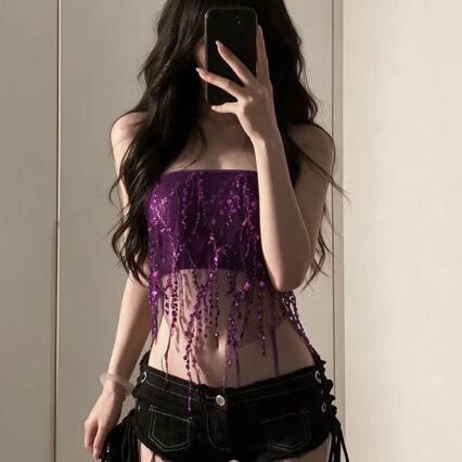 Spicy girl outfit: European and American style, colorful sequin fringe tube top, cool and edgy nightclub/bar DJ scarf top Spicy girl outfit: European and American style, colorful sequin fringe tube top, cool and edgy nightclub/bar DJ scarf top