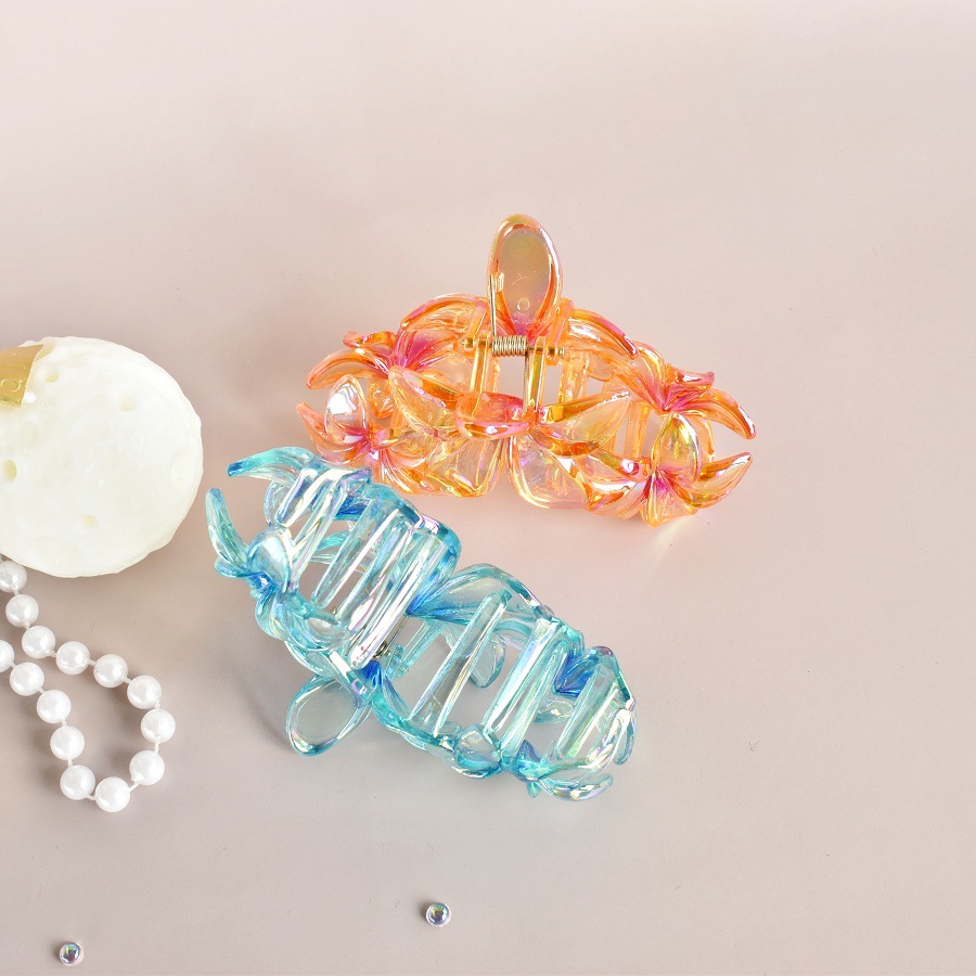 86g Weight Hair Clip, Hair Claws Hair Accessories Type 1 Piece Quantity Holiday, Daily, Selfie Occasion Plastic Material Flower, Fish, Shark, Plumeria Pattern All Seasons Season Women's Gender Cute Style Cute Women's Flower Fish Shark Plastic Hair Clip Hair Claws 4