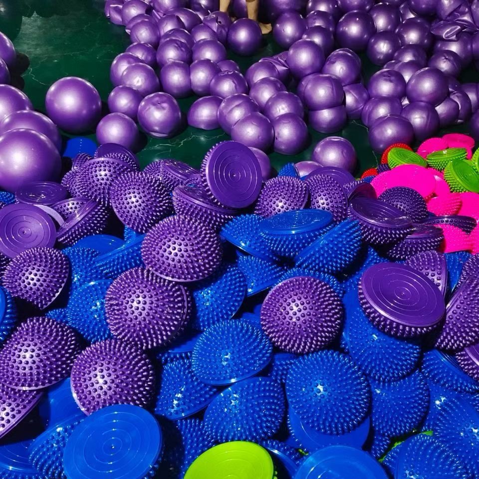 PVC Durian Ball Foot Acupressure Tactile Ball Yoga Balance Fitness Half Moon Ball Children's Sensory Training Device