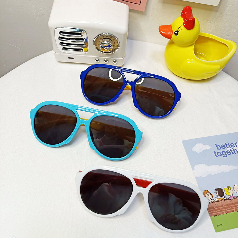 Cute Sun Sunglasses UV400 Protection Resin Round Frame Kids Sunglasses display picture 5
