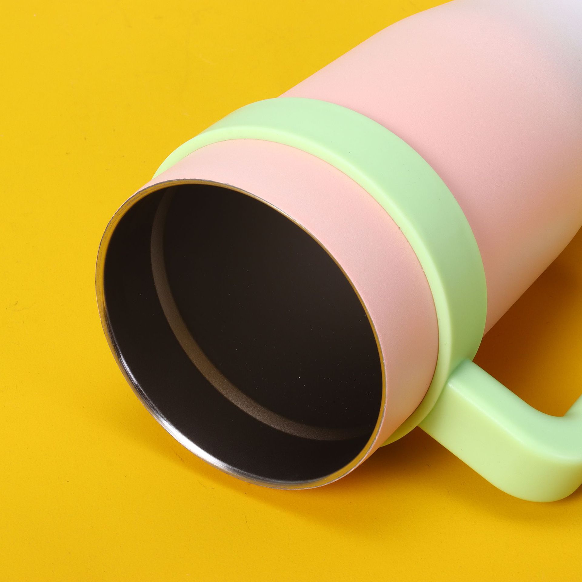 Giant Insulated Water Bottle With Straw For Cold Drinks Large Cup_voghion.com