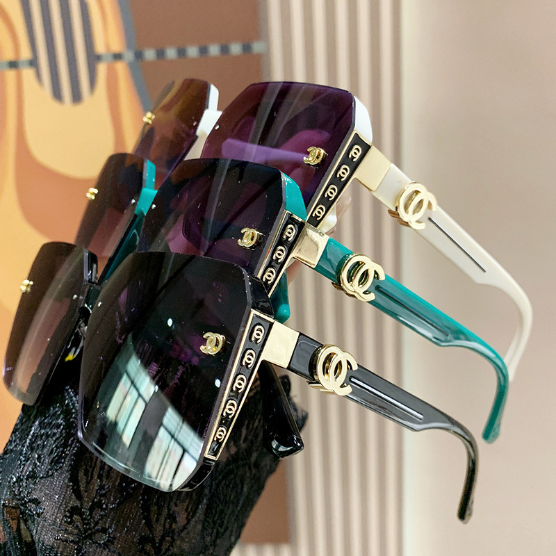 女性用のハイエンドの抗UVサングラス、四角い大きなフレーム、丸い顔、スリムなサングラス、日焼け止め、パーソナライズされたトレンディなサングラス|undefined