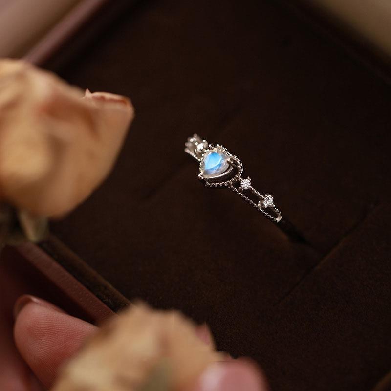 Small design ring heart shaped
