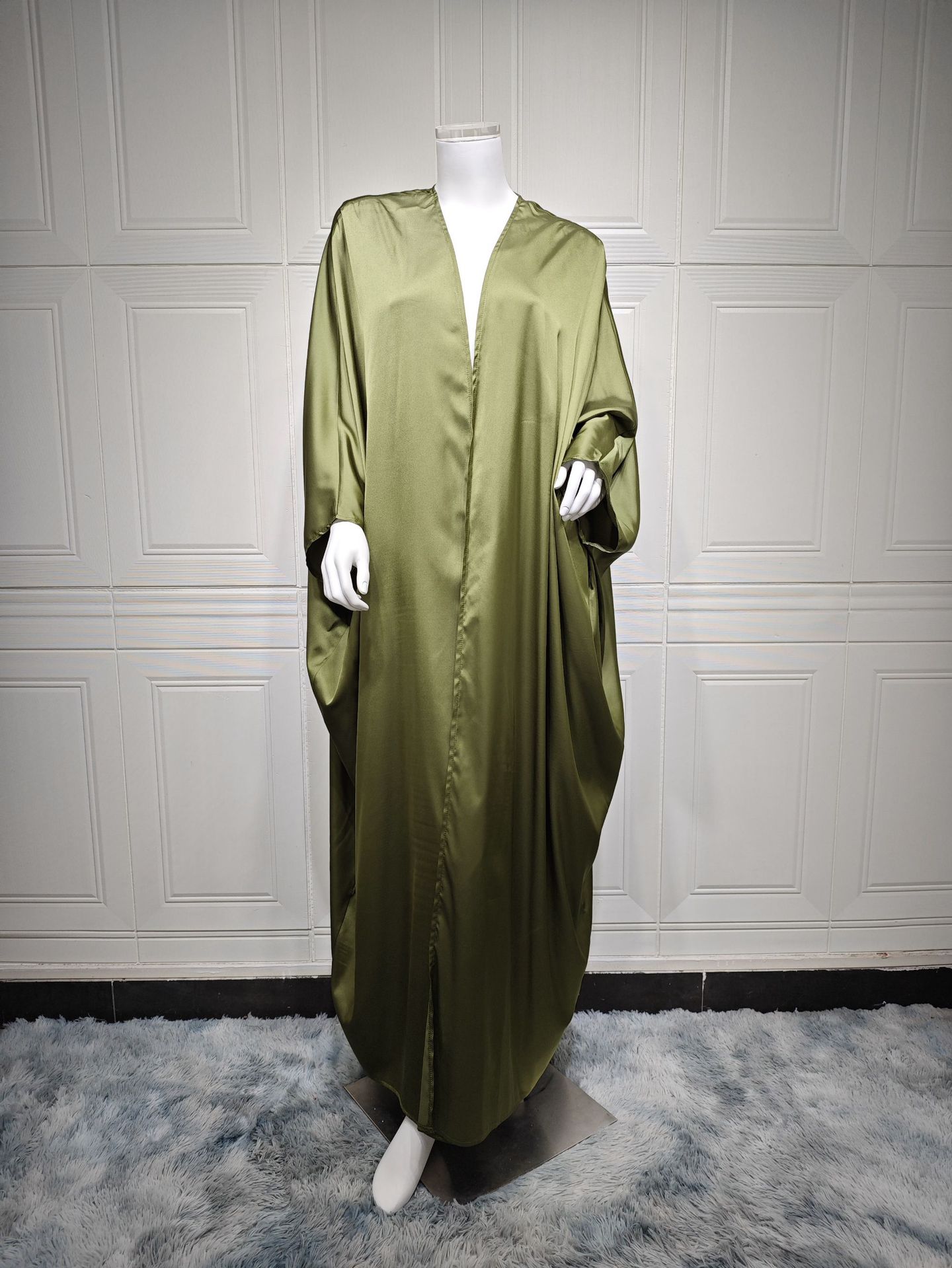 MQ129 Middle East Modest Fashion Abaya Cardigan Batwing Sleeve Long Robe European Muslim Women's Clothing_ecoleips.com