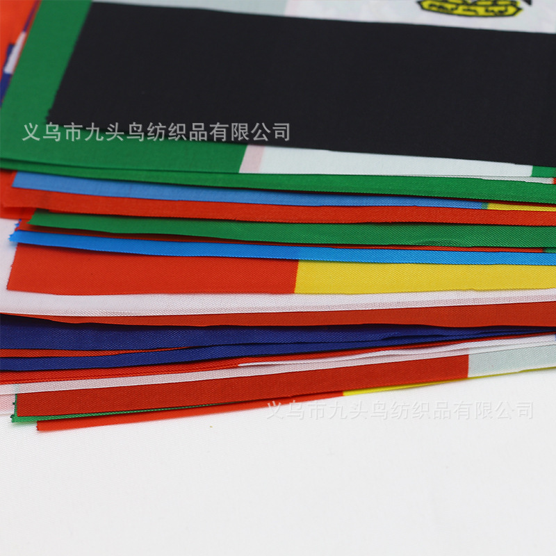 Copa del Mundo 2022 32 mejores banderas de mano 8 banderas de poliéster fanáticos de Qatar banderas de mano 14 * 21CM