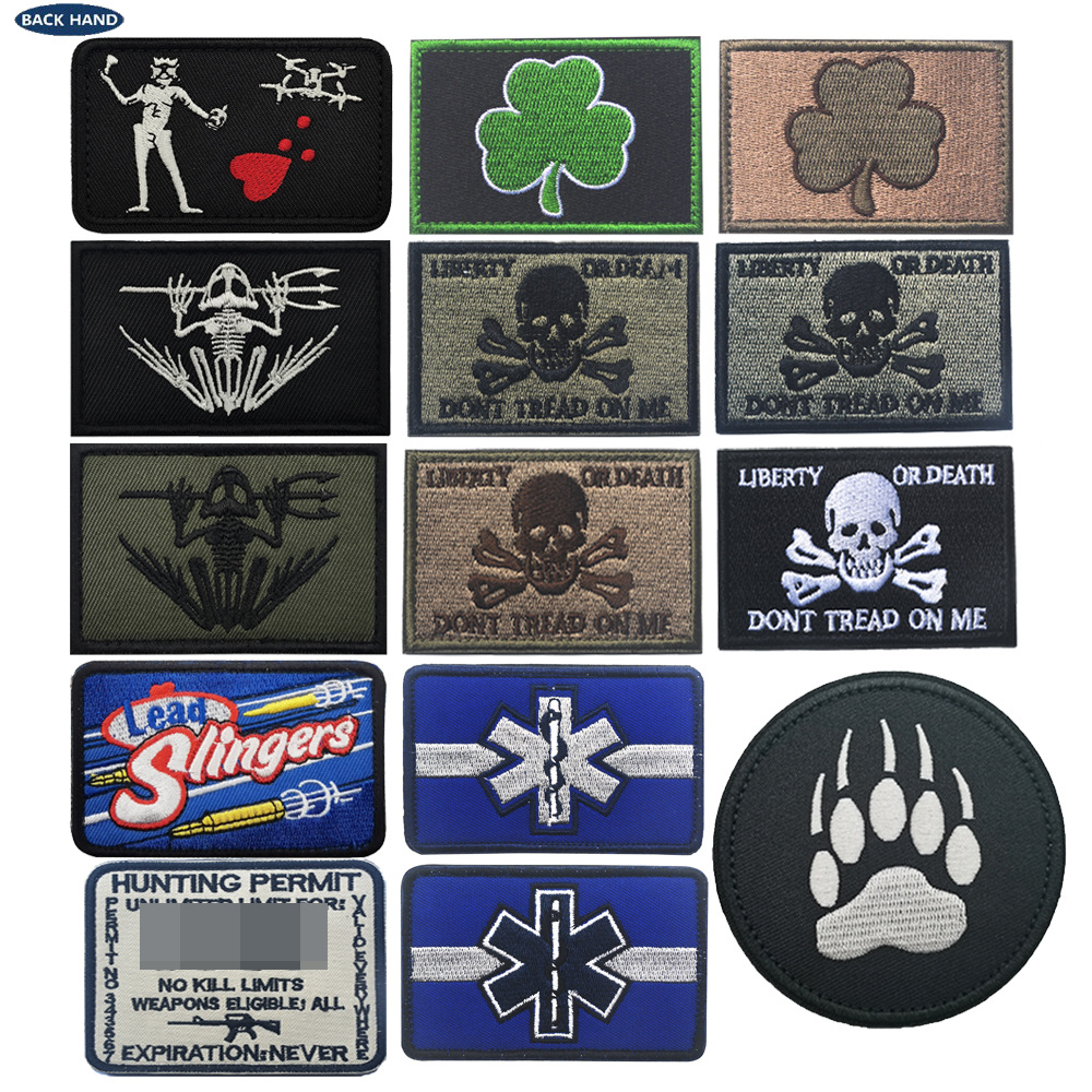 跨境货源三叉戟蛙刺绣臂章网红个性配饰户外魔术贴徽章包贴章现货